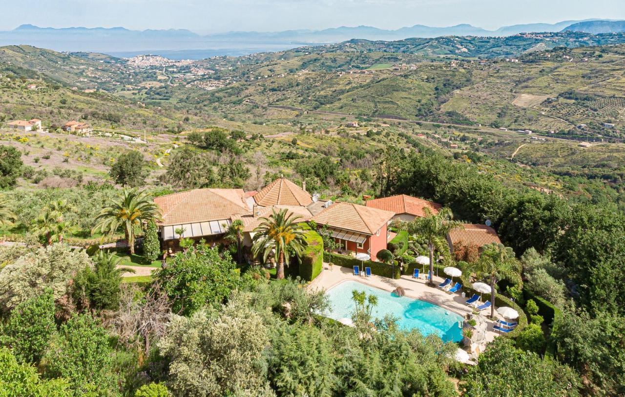 Residence Villa Rosi Laureana Cilento Exterior photo